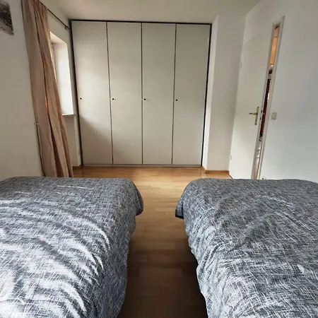 Weilheim Mit Garten Spiel Und Spass *