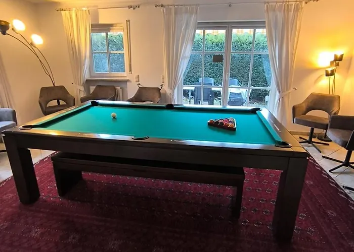 Weilheim Mit Garten Spiel Und Spass Weilheim in Oberbayern